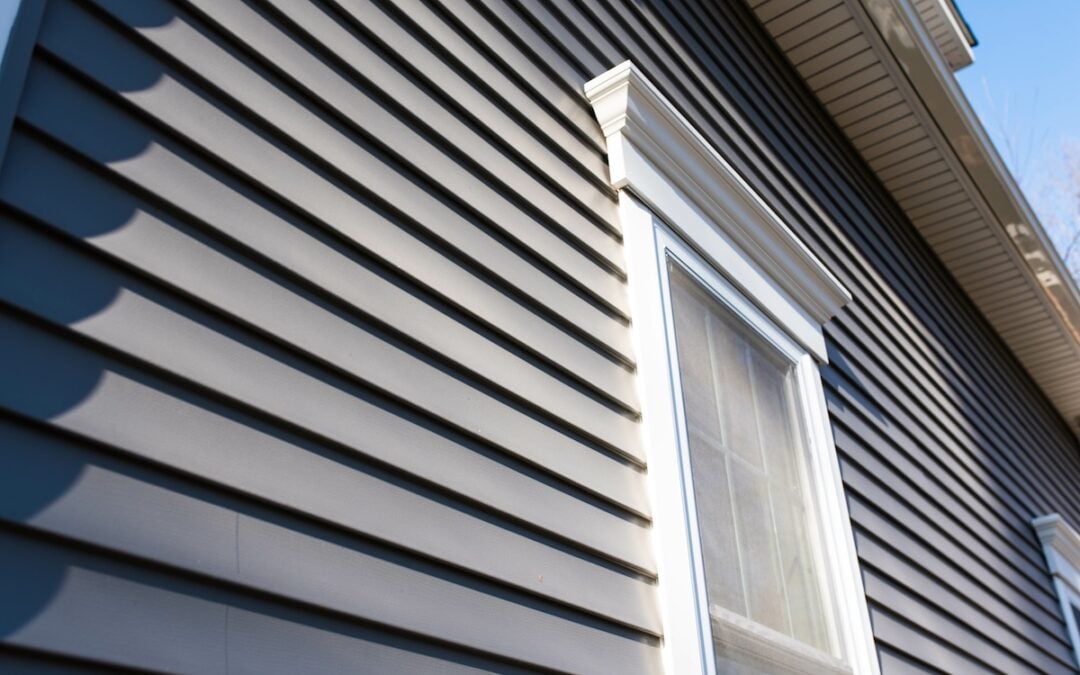 How Long Does Vinyl Siding Last?